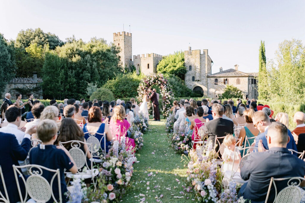 Castello di Montalto is an Italy Wedding Photographer's perfect venue in Tuscany