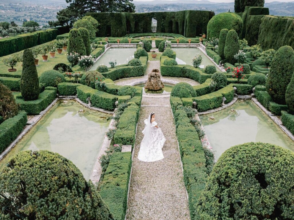 Villa Gamberaia's is an Italy Wedding Photographer's perfect venue in Tuscany